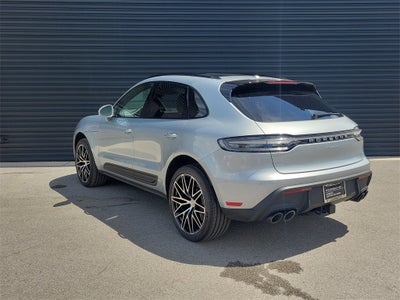 2025 Porsche Macan Base