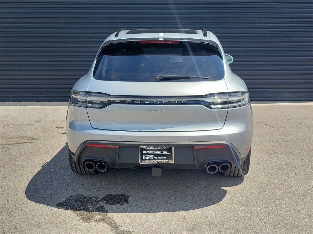 2025 Porsche Macan Base