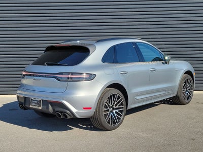 2025 Porsche Macan T