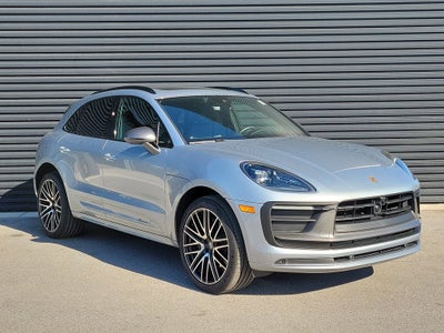 2025 Porsche Macan T