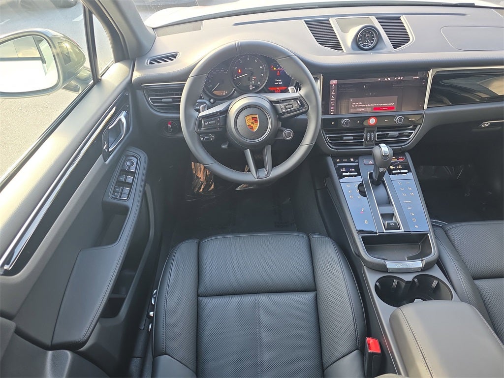 2026 Porsche Macan T