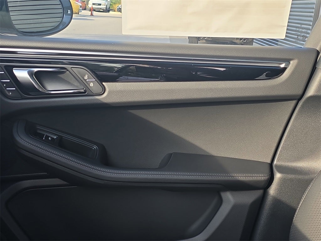 2026 Porsche Macan T