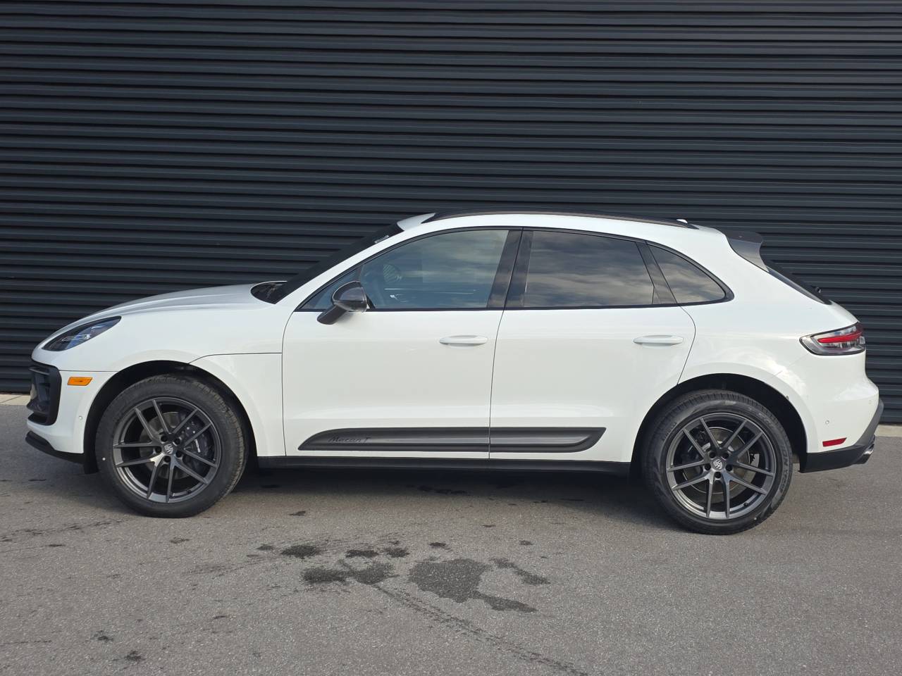 2026 Porsche Macan T