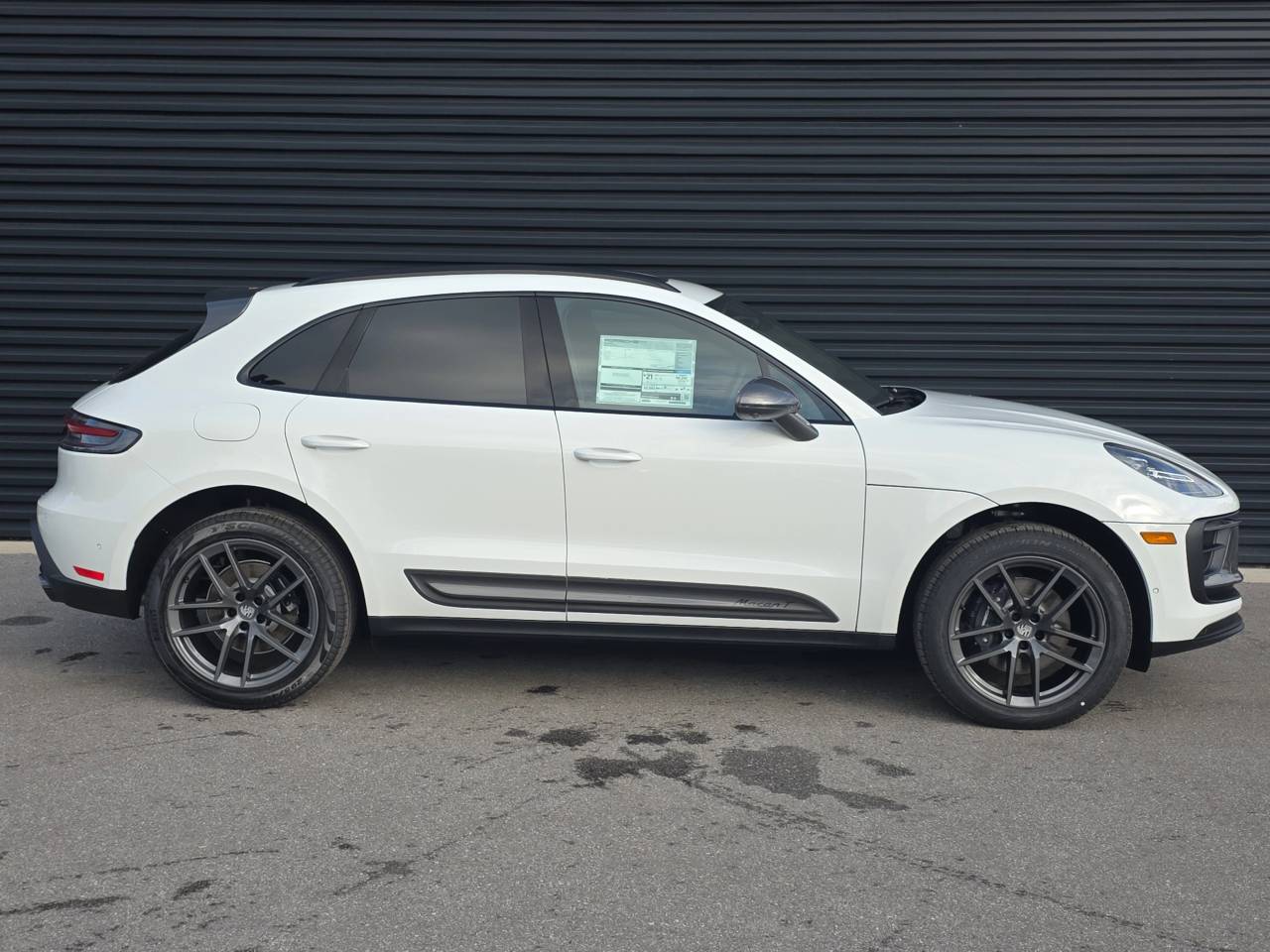 2026 Porsche Macan T