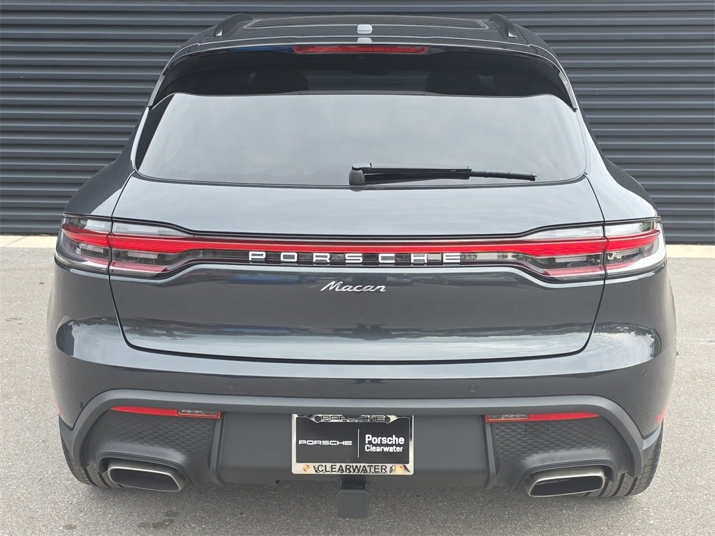 2026 Porsche Macan Base