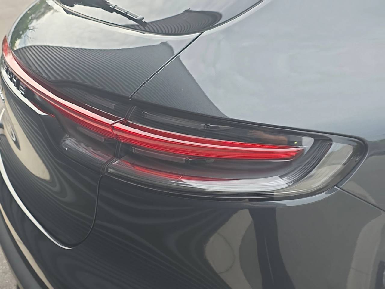 2026 Porsche Macan Base