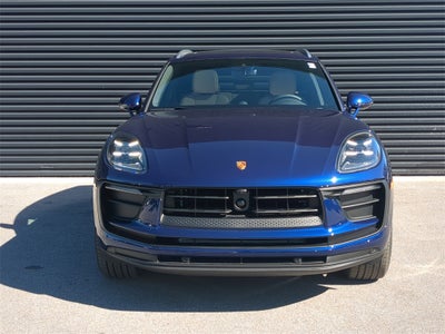 2026 Porsche Macan Base