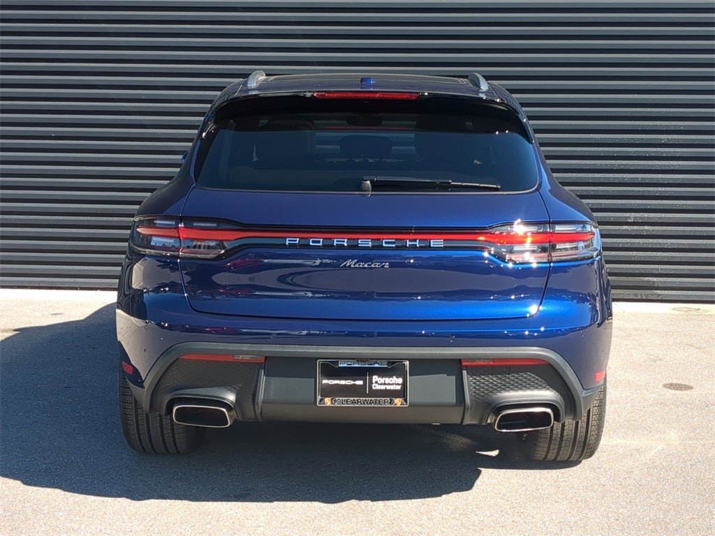 2026 Porsche Macan Base