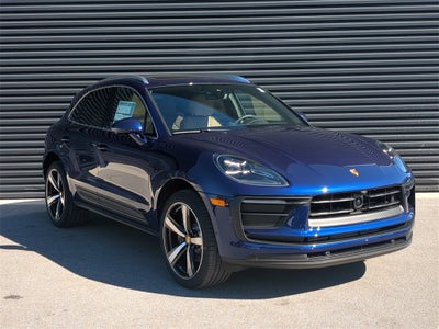 2026 Porsche Macan Base