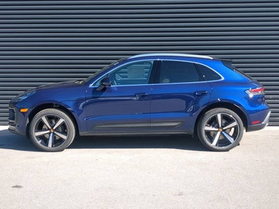 2026 Porsche Macan Base