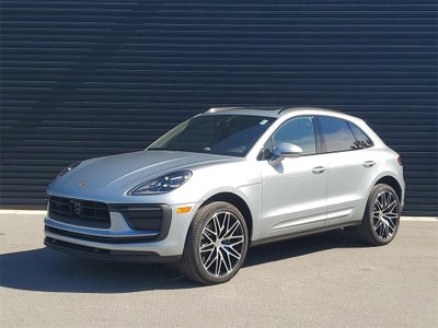 2025 Porsche Macan Base