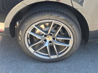 2026 Porsche Macan Base