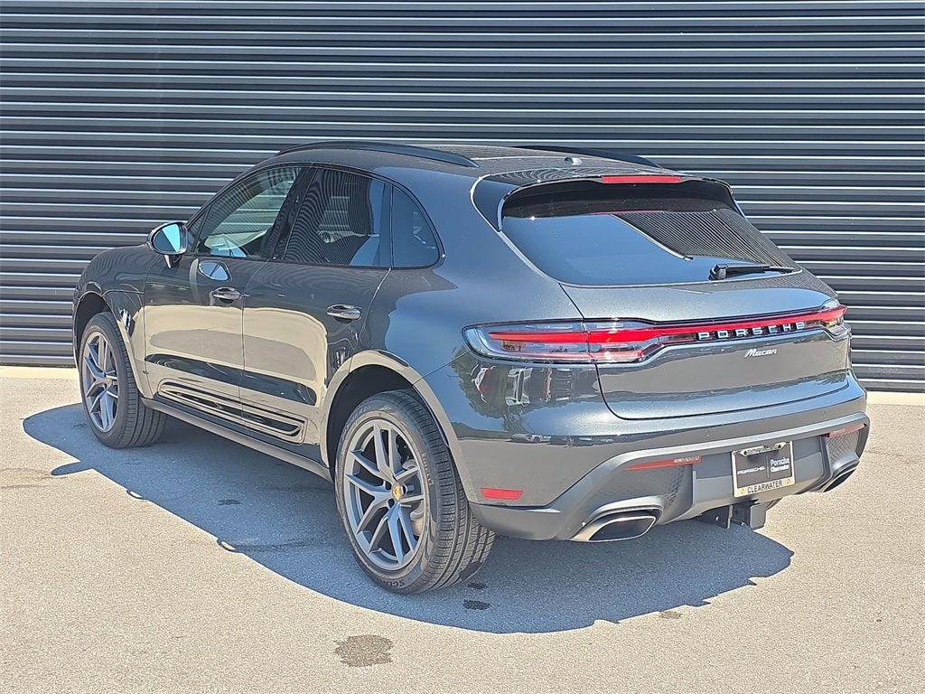 2026 Porsche Macan Base