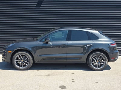 2026 Porsche Macan Base
