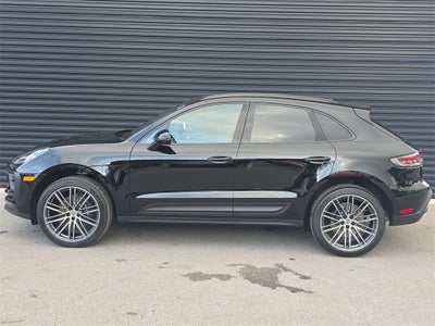 2026 Porsche Macan Base