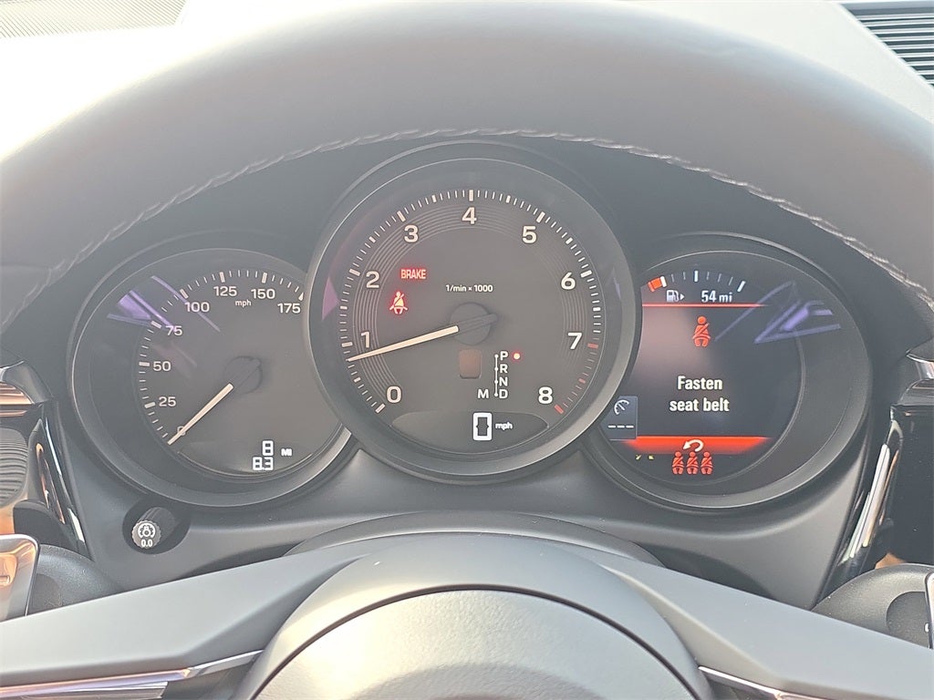 2026 Porsche Macan Base