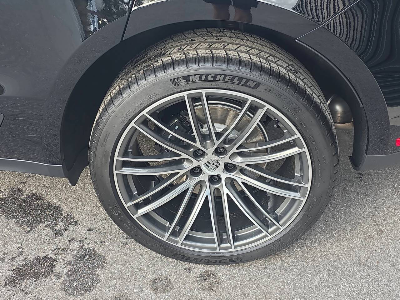 2026 Porsche Macan Base