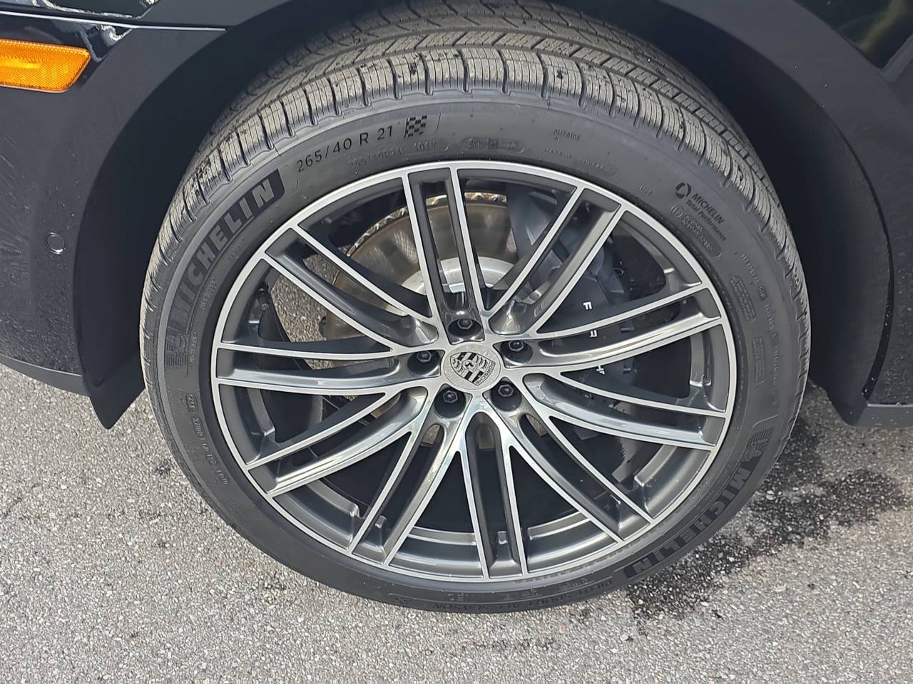 2026 Porsche Macan Base