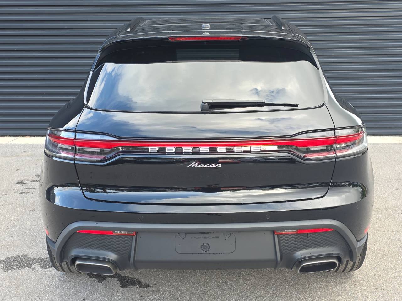 2026 Porsche Macan Base