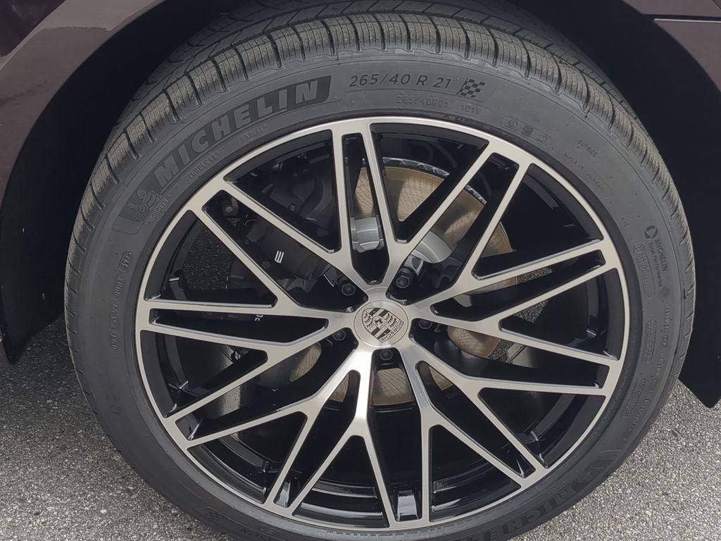 2026 Porsche Macan T