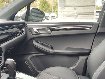 2026 Porsche Macan T