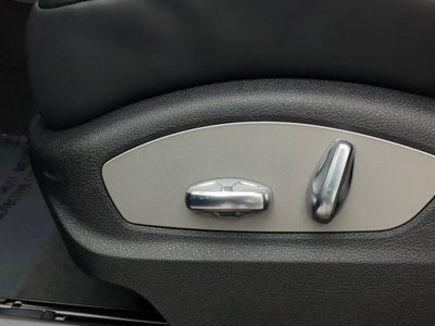 2026 Porsche Macan T