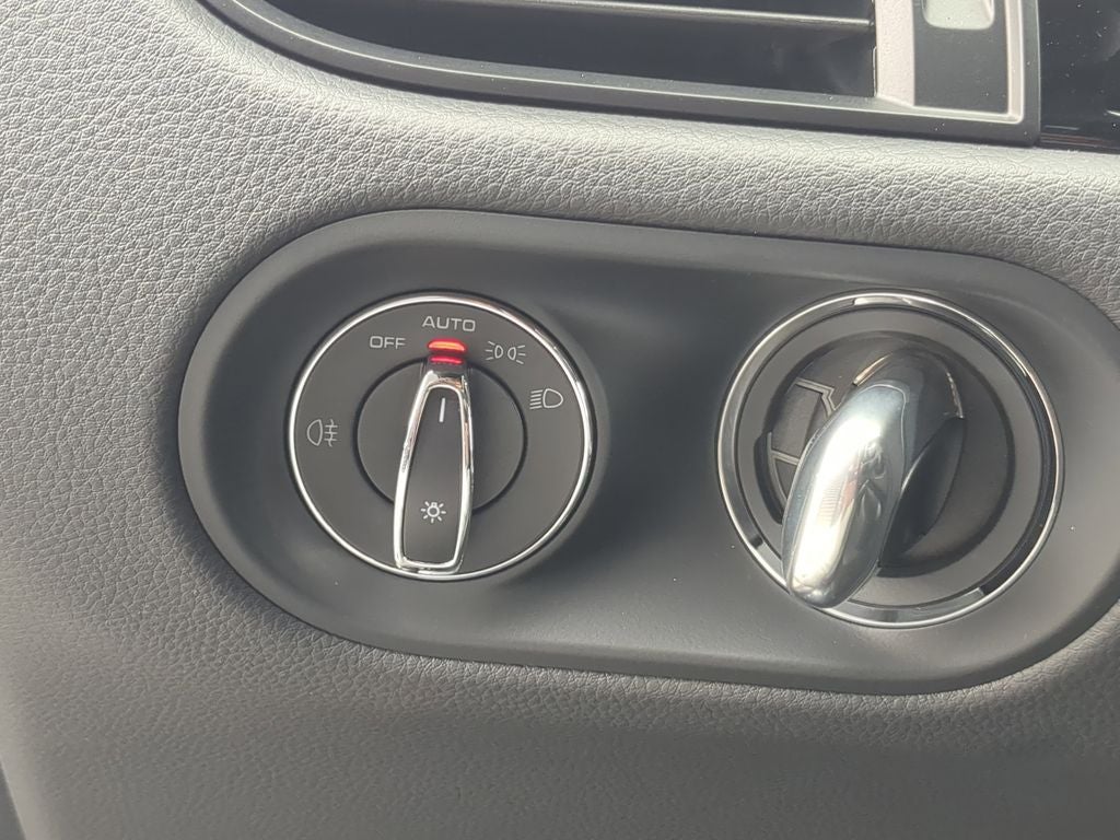 2026 Porsche Macan T