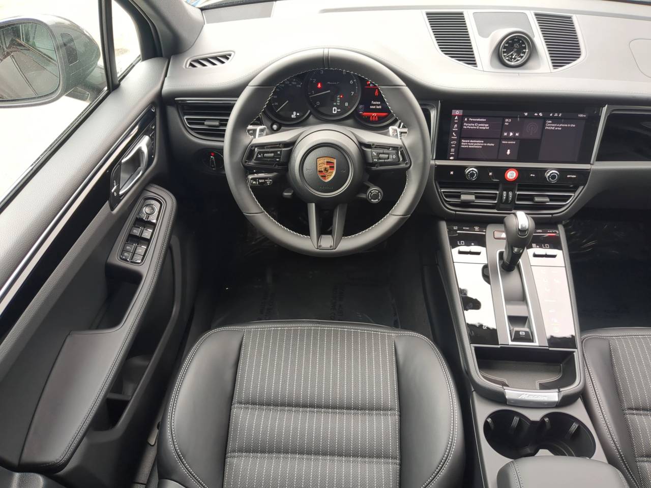 2026 Porsche Macan T