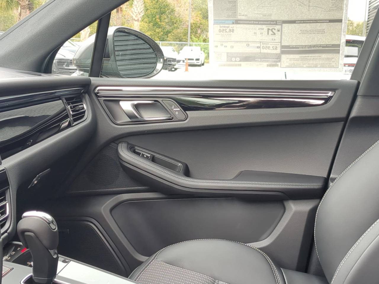 2026 Porsche Macan T