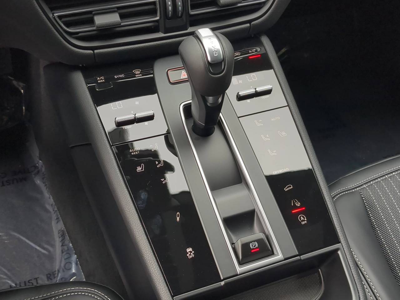 2026 Porsche Macan T