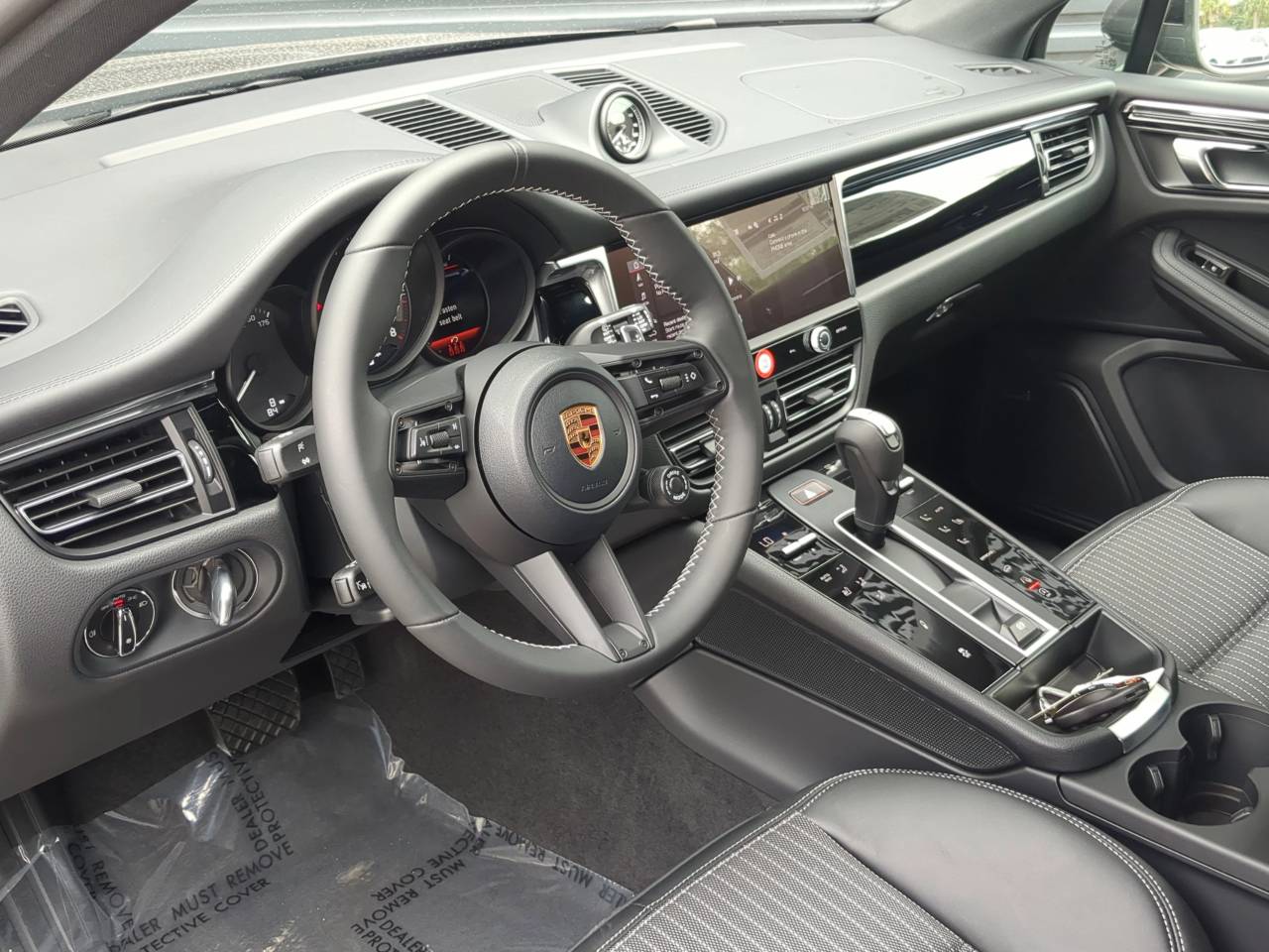 2026 Porsche Macan T