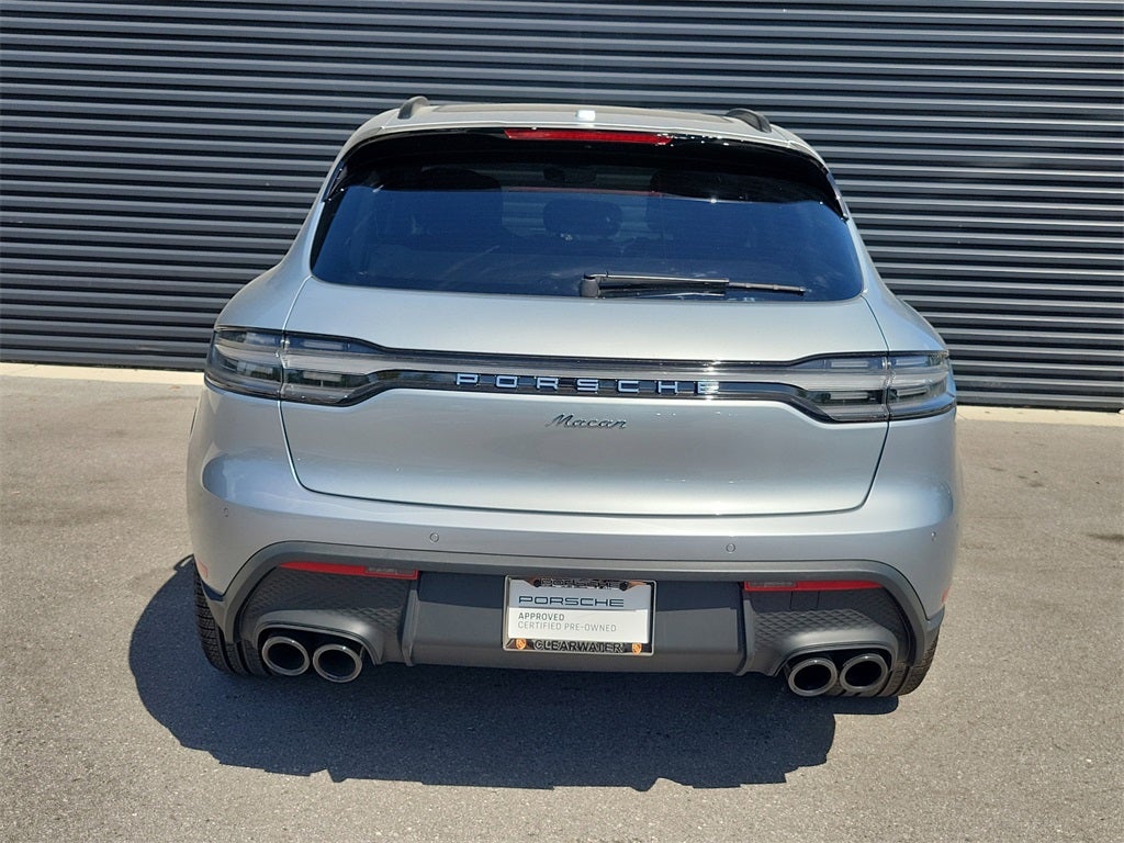 2025 Porsche Macan Base