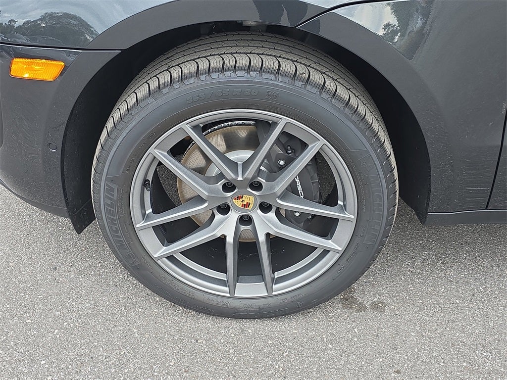 2026 Porsche Macan Base