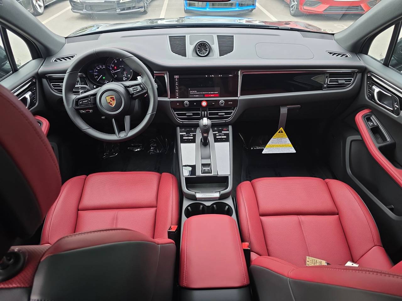 2026 Porsche Macan Base