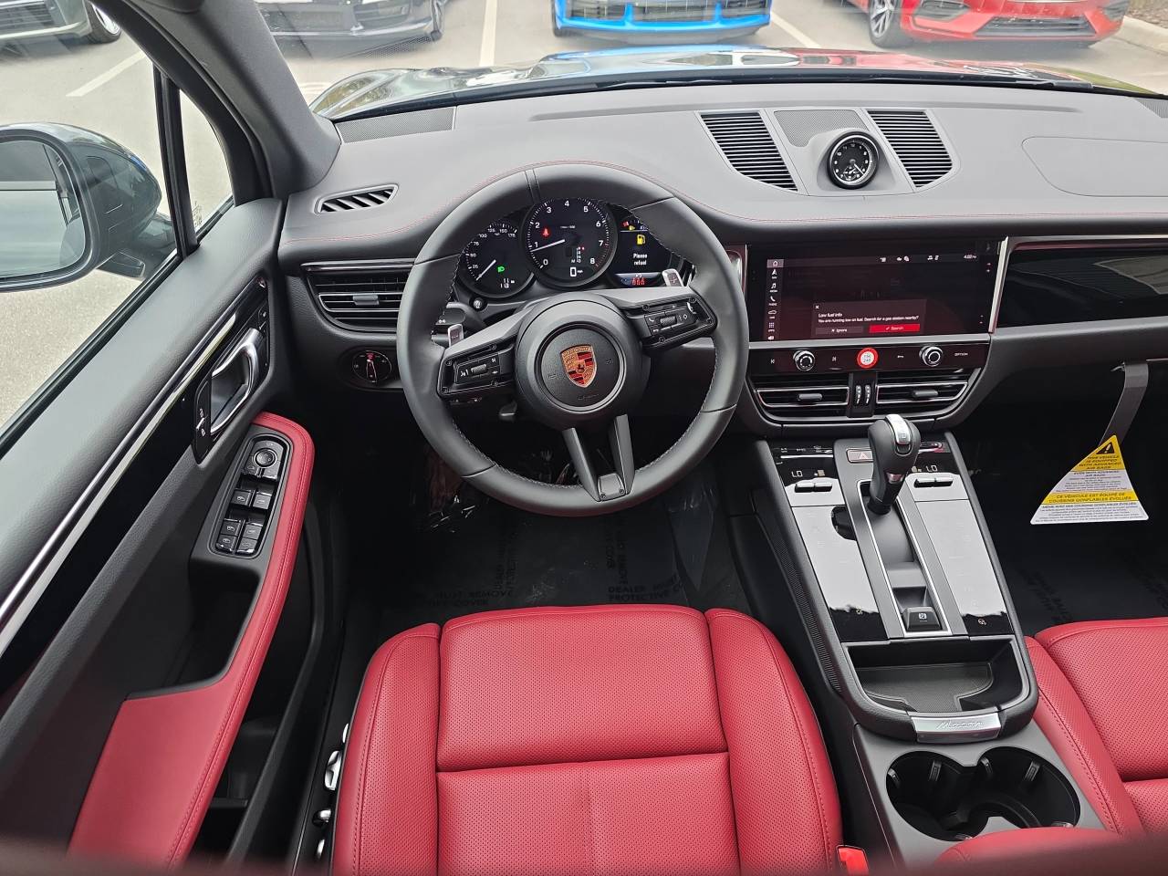 2026 Porsche Macan Base