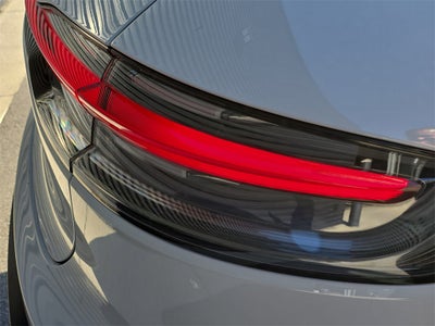 2022 Porsche Macan Base