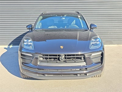 2024 Porsche Macan Base