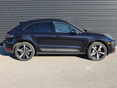 2024 Porsche Macan Base
