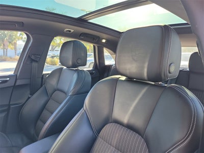 2024 Porsche Macan T