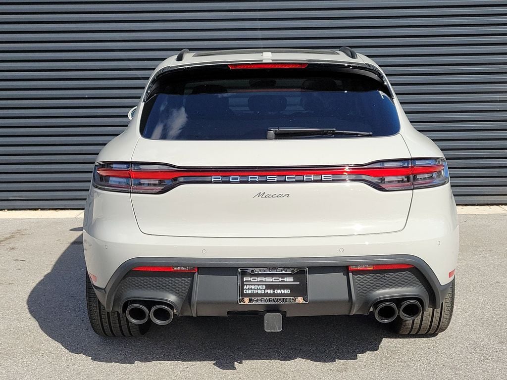 2025 Porsche Macan Base