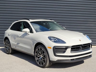 2025 Porsche Macan Base