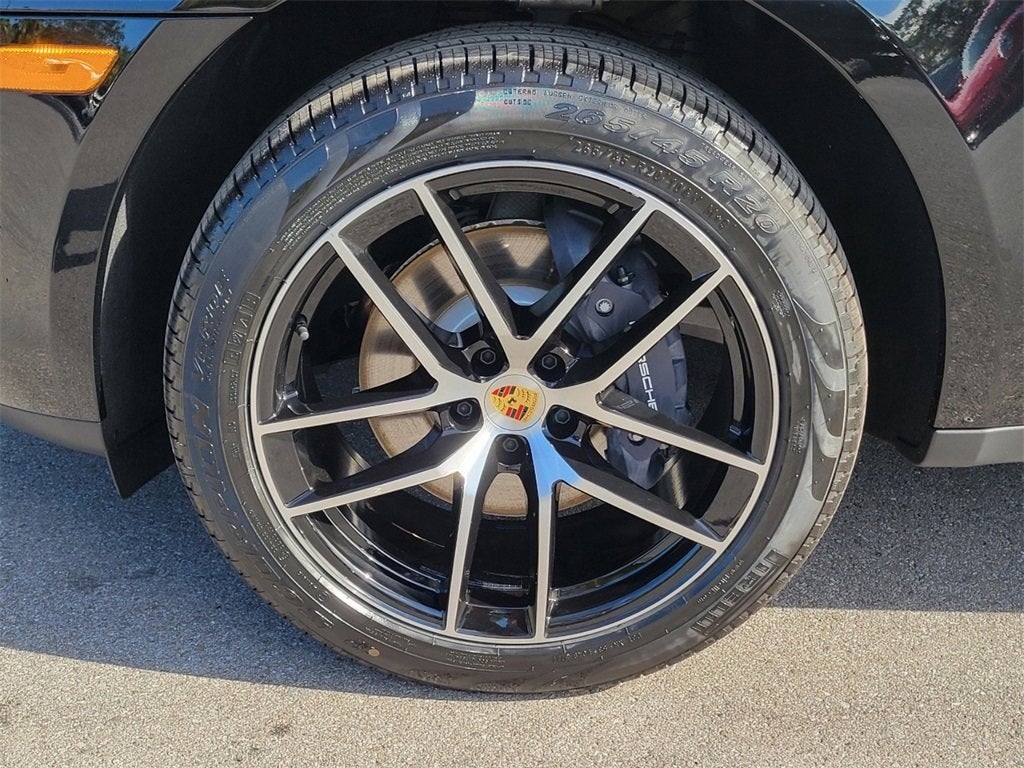 2025 Porsche Macan Base