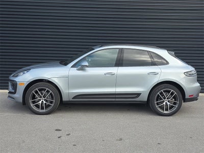 2025 Porsche Macan Base