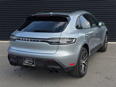 2025 Porsche Macan Base