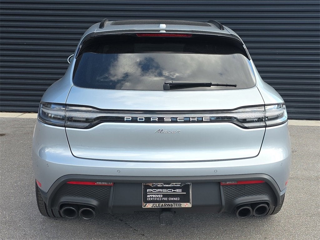 2025 Porsche Macan Base