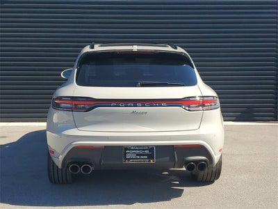 2025 Porsche Macan Base