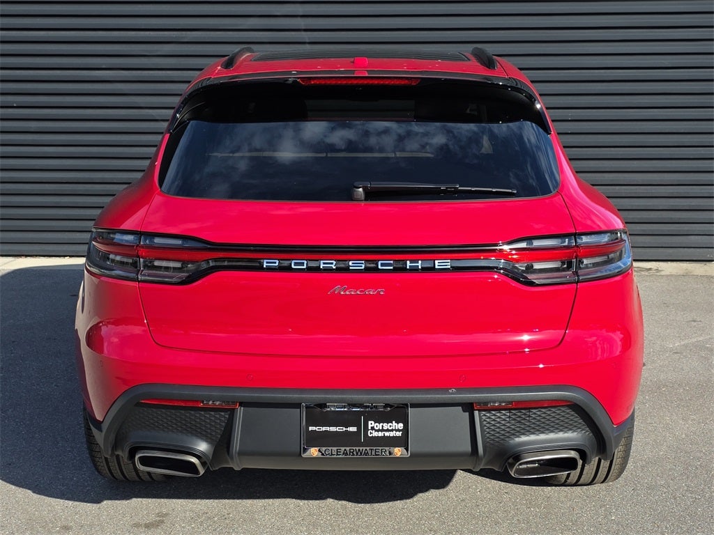 2026 Porsche Macan Base