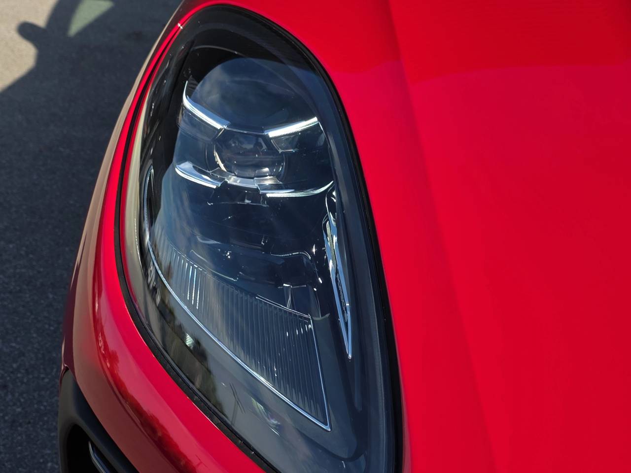 2026 Porsche Macan Base