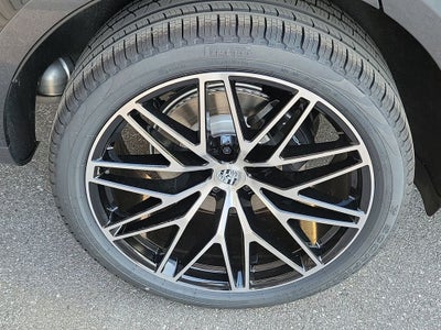 2026 Porsche Macan Base