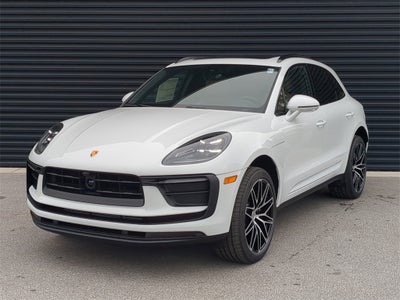 2026 Porsche Macan Base